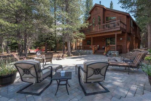 Davos Delight At Tahoe Donner