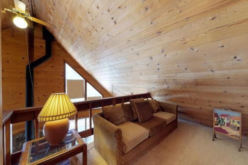 Rustic Lausanne