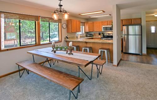 11443 Northwoods Blvd House Unit B