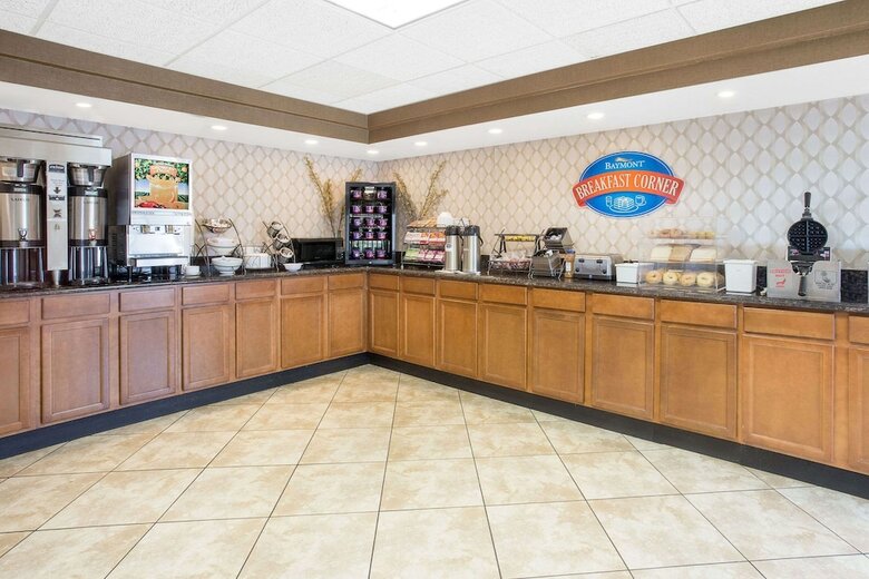 Hotel Baymont Inn And Suites Janesville