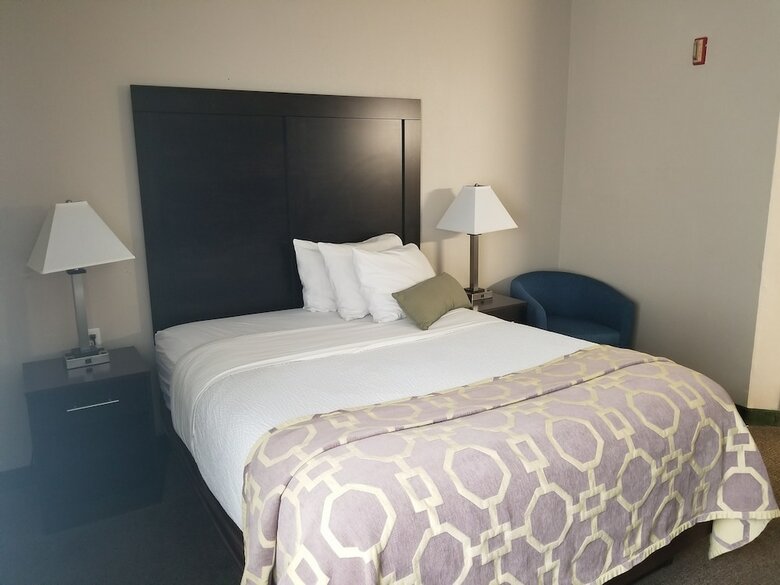 Hotel Baymont Inn And Suites Janesville