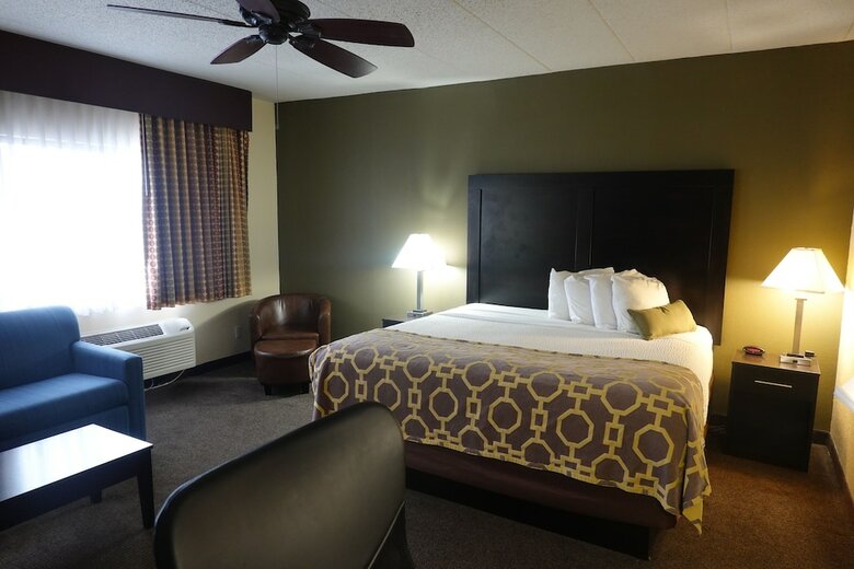 Hotel Baymont Inn And Suites Janesville