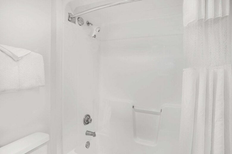Hotel Baymont Inn And Suites Janesville