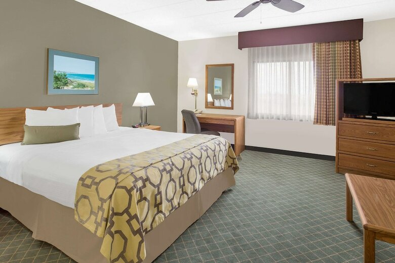 Hotel Baymont Inn And Suites Janesville