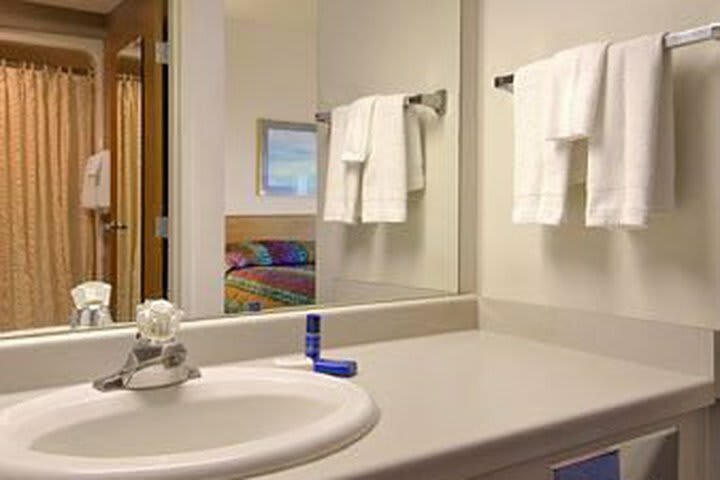 Hotel Baymont Inn And Suites Janesville
