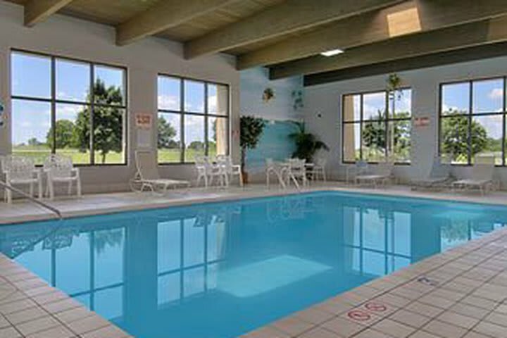 Hotel Baymont Inn And Suites Janesville