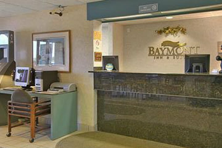 Hotel Baymont Inn And Suites Janesville