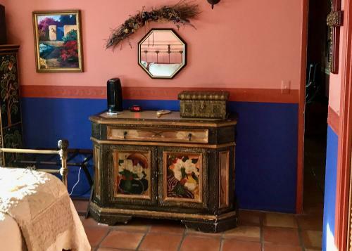 Azure Gate Bed And Breakfast