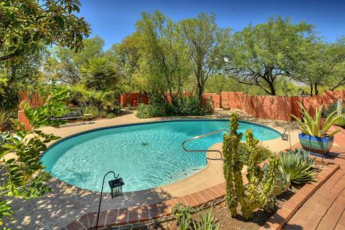 Azure Gate Bed And Breakfast