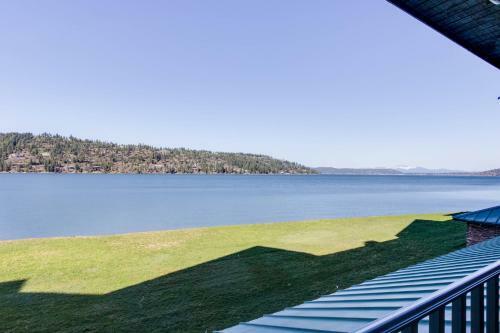 Arrow's Edge Retreat (f105)