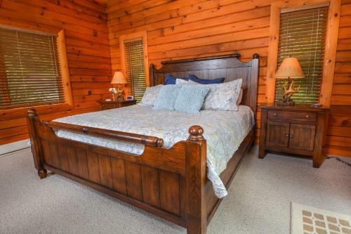 Pinnacle Retreat Five-bedroom Holiday Home