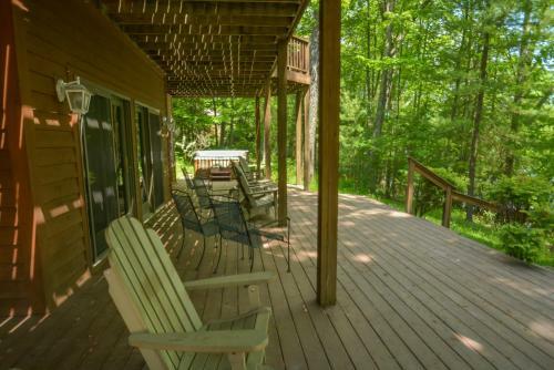 Commander's Quarters Five-bedroom Holiday Home