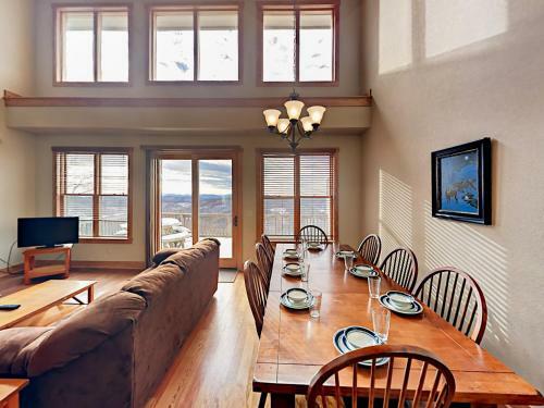 Wolf Ridge Townhome #156413 Townhouse