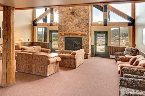 Hotel Ymca Of The Rockies - Snow Mountain Ranch