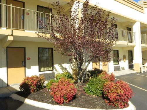 Hotel Econo Lodge Lenoir City