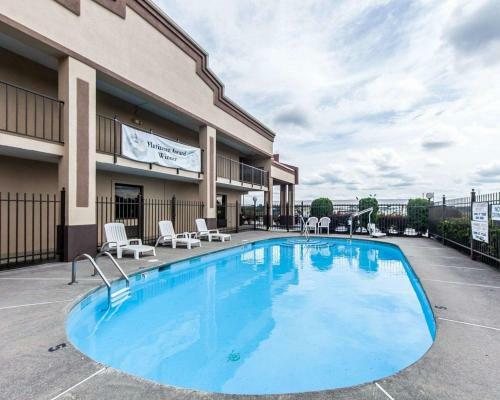 Hotel Econo Lodge Lenoir City