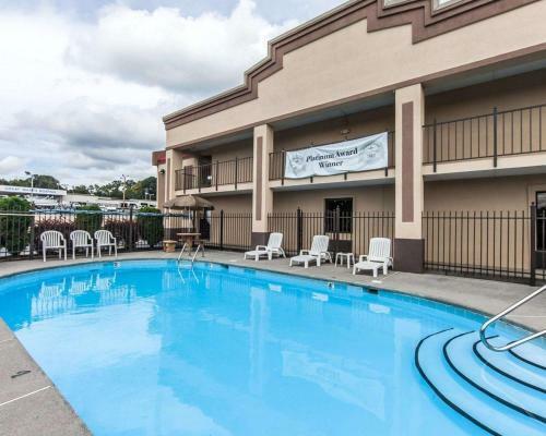 Hotel Econo Lodge Lenoir City