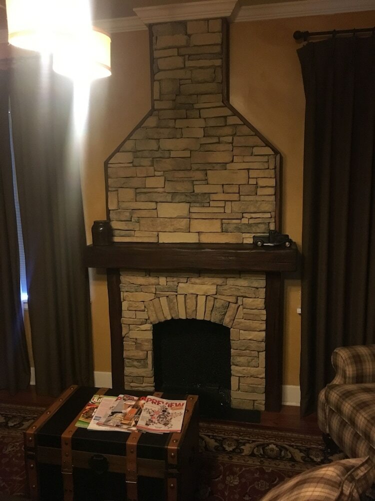 The Campbell Hotel