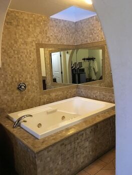 Motel Chantico Inn & Suites