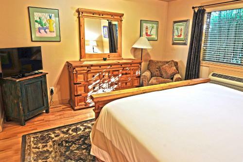 Hotel Blue Iguana Inn