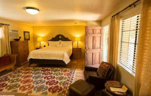 Hotel Blue Iguana Inn