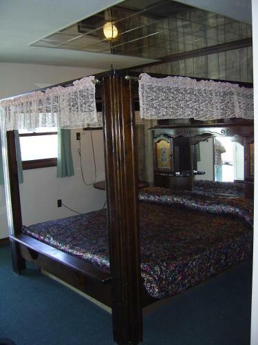 Cedar Grove Motel