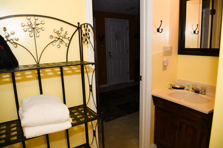 Bed & Breakfast Clay Corner Inn