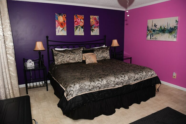 Bed & Breakfast Clay Corner Inn