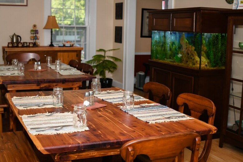Bed & Breakfast Clay Corner Inn