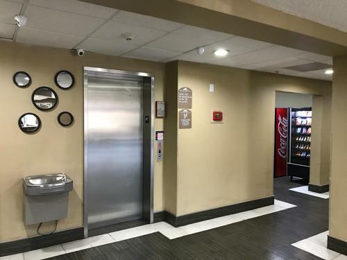 Hotel Microtel Inn & Suites By Wyndham Lithonia/stone Mountain
