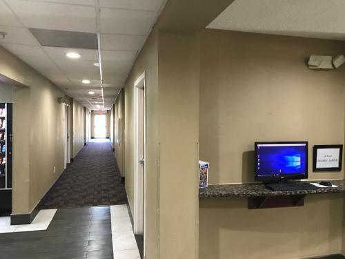 Hotel Microtel Inn & Suites By Wyndham Lithonia/stone Mountain