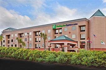 Holiday Inn Express Hotel & Suites Lawrenceville
