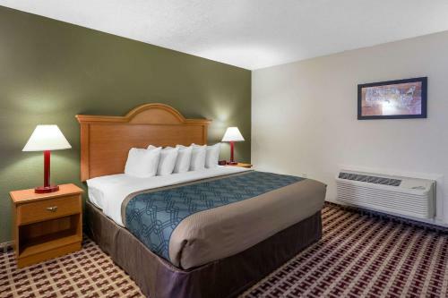 Motel Econolodge Inn & Suites
