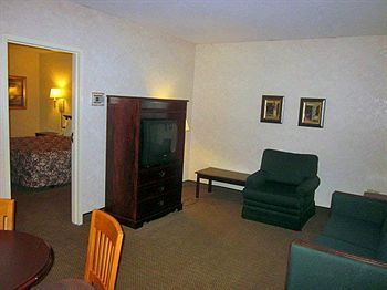 Motel 6 Zanesville