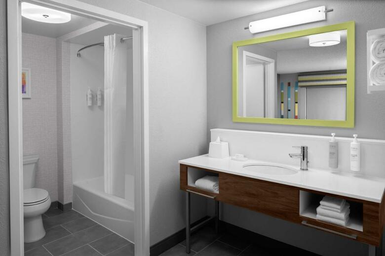 Hotel Hampton Inn & Suites Grand Rapids-airport 28th St