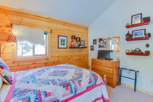 Capen Mountain Cabin
