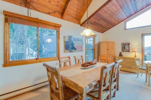 Primrose Cabin