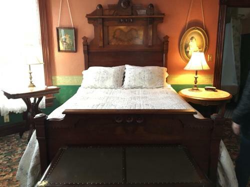 Geiger Victorian Bed And Breakfast