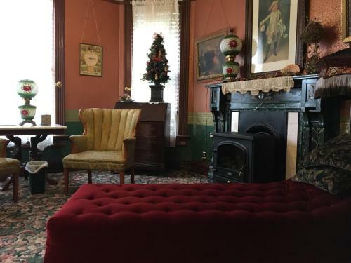 Geiger Victorian Bed And Breakfast