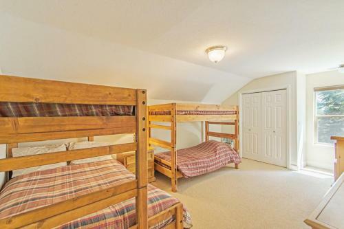 Clubhouse Home