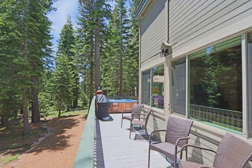Clubhouse Home