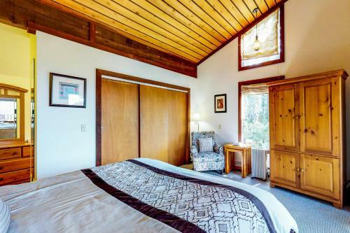 The Fairway Lodge