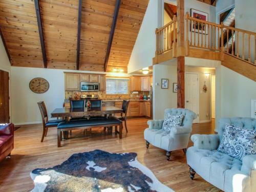 Charming Tahoe Chalet