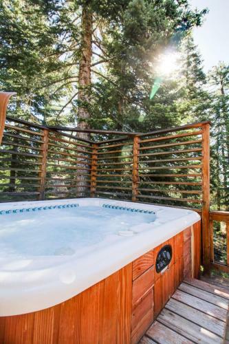 Fawn Lodge