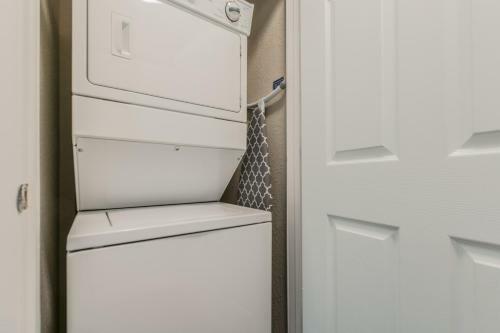 Deluxe Channelside Apartment (bc-c522)