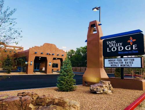 Hotel Taos Valley Lodge