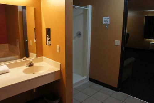 Motel Asteria Inn And Suites