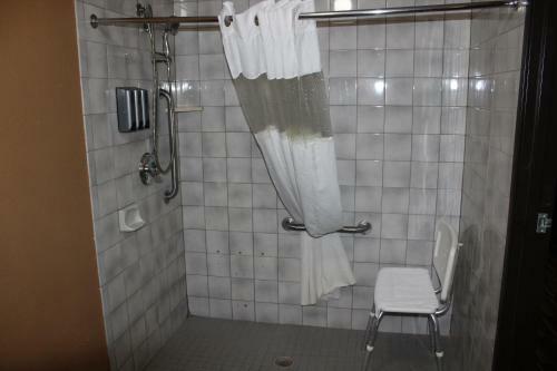Motel Asteria Inn And Suites