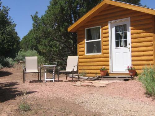 Abajo Haven Guest Cabins