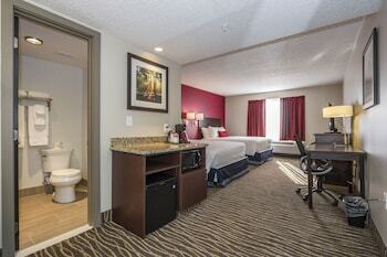 Ramada Columbus Hotel And Conference Center
